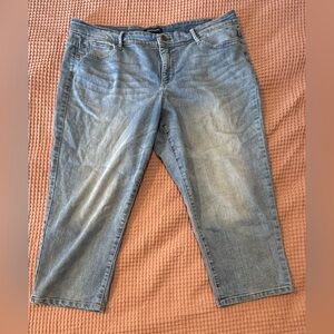 Bandolino Crop Jeans Women’s Size 16 Light Wash